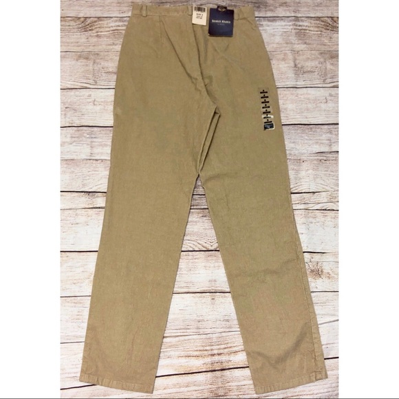 Dockers Stretch Khaki Micro Cords - Picture 2 of 5